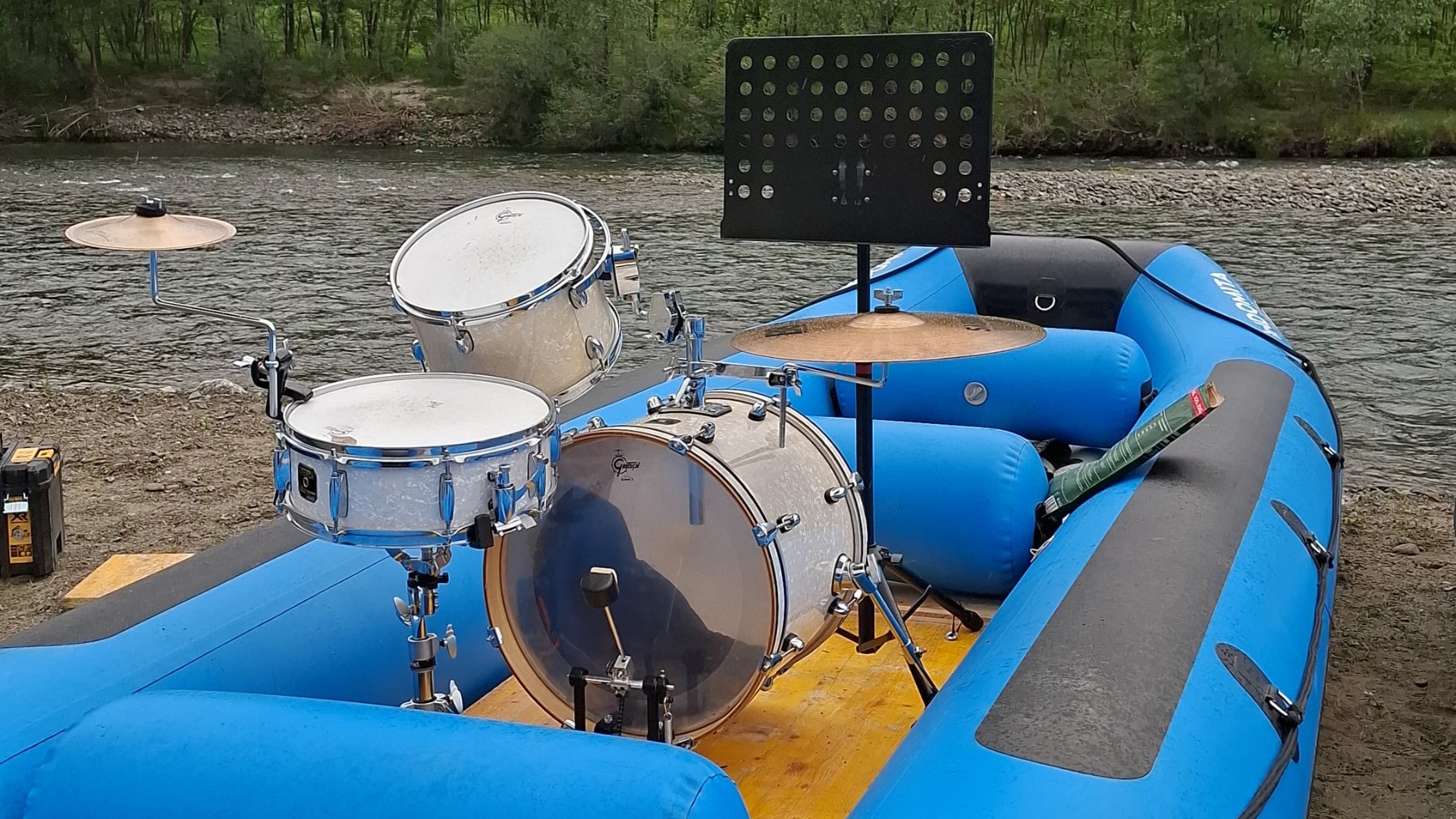 Musica sull’Adda: rafting e cultura si incontrano grazie al Centro rafting di Indomita Valtellina River